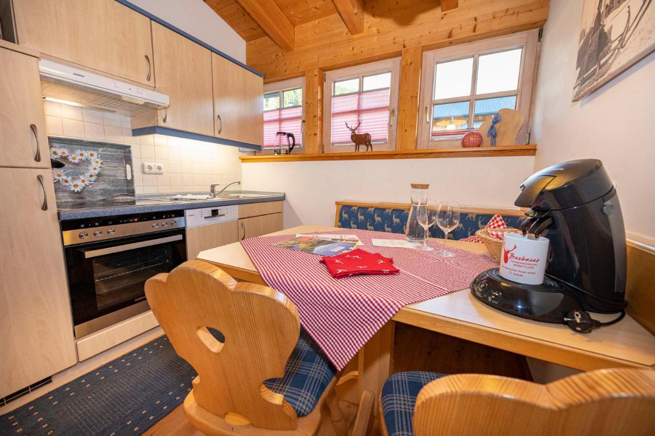 Gemütliche Bergwiese, 2-raum, Separates Schlafzimmer, Schönen Balkon Oder Terrasse, Komfort Ausstattung, Ruhige Lage, Kostenfrei Wlan, Sauna Im Landhaus, Brötchenservice, Parkplatz Kostenfrei, Hunde Auf Anfrage, Tankstelle Für E-autos Balderschwang