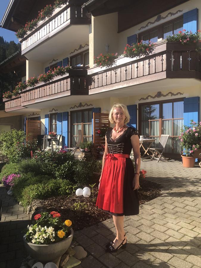 Gemütliche Bergwiese, 2-raum, Separates Schlafzimmer, Schönen Balkon Oder Terrasse, Komfort Ausstattung, Ruhige Lage, Kostenfrei Wlan, Sauna Im Landhaus, Brötchenservice, Parkplatz Kostenfrei, Hunde Auf Anfrage, Tankstelle Für E-autos * Balderschwang
